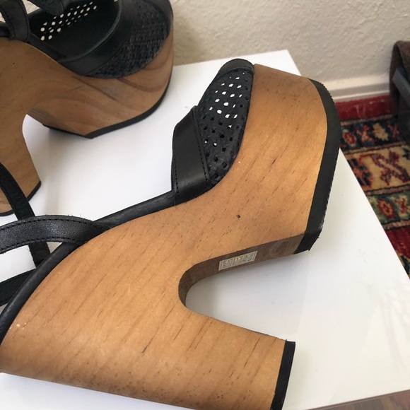 Free People Rendezvous black wood heel clog boho - Picture 3 of 9